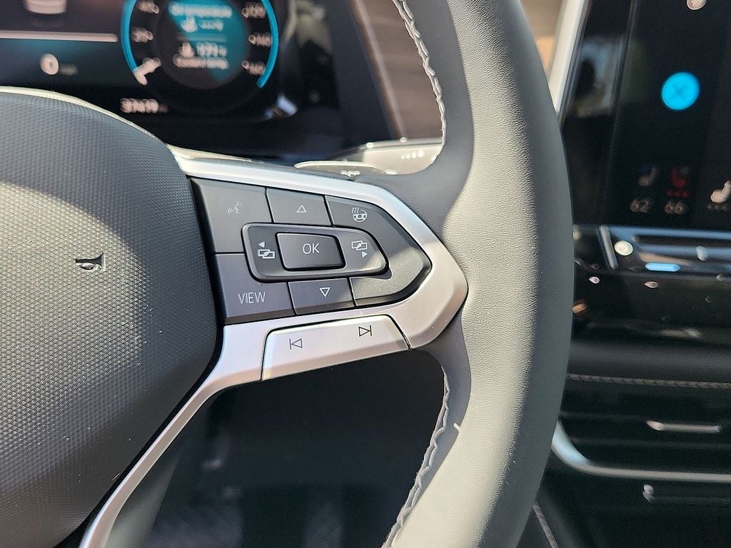2024 Volkswagen Atlas 2.0T SE
