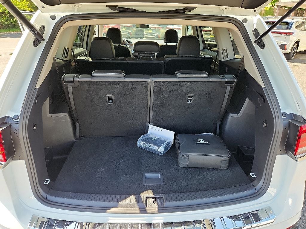 2024 Volkswagen Atlas 2.0T SE
