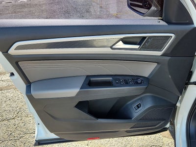 2023 Volkswagen Atlas 3.6L V6 SEL R-Line
