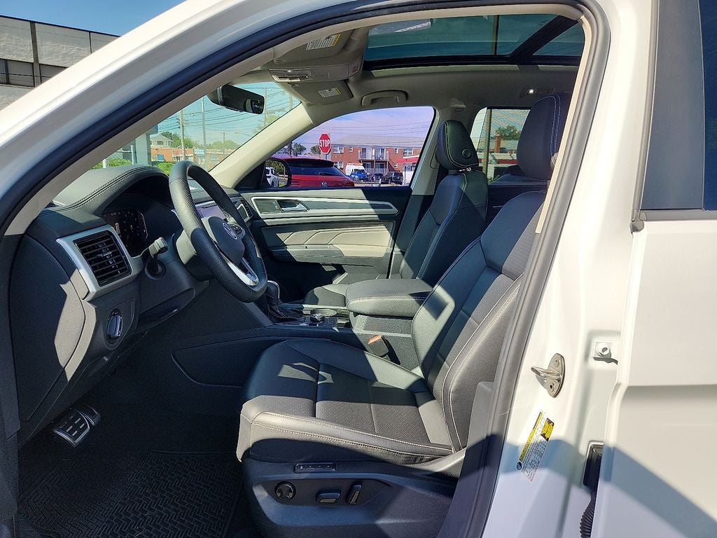 2023 Volkswagen Atlas 3.6L V6 SEL R-Line