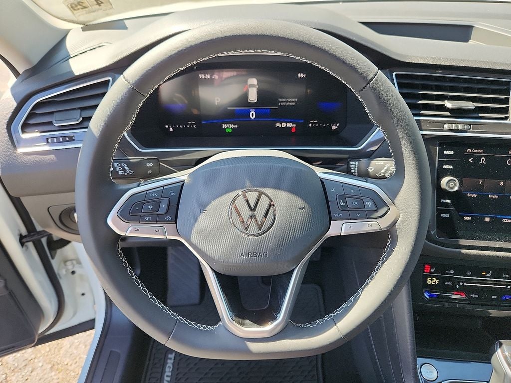 2024 Volkswagen Tiguan 2.0T SE