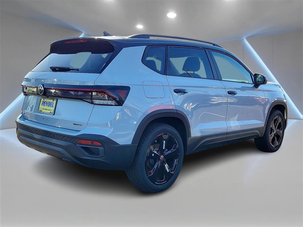 2026 Volkswagen Taos 1.5T SE Black