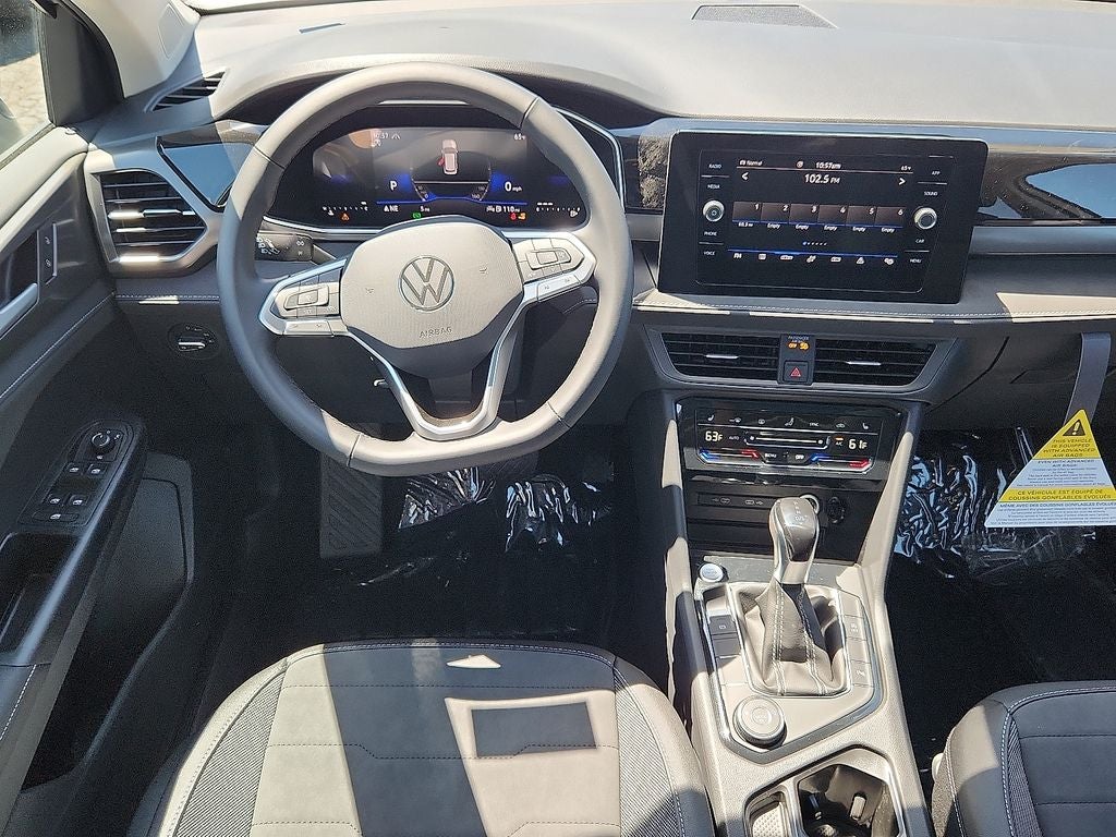 2026 Volkswagen Taos 1.5T SE Black