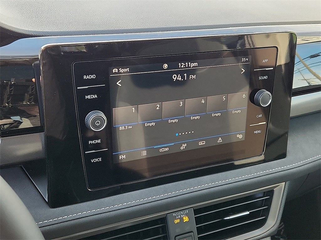 2026 Volkswagen Taos 1.5T SE Black