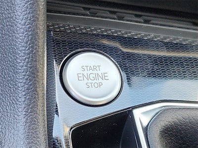 2026 Volkswagen Taos 1.5T SE Black