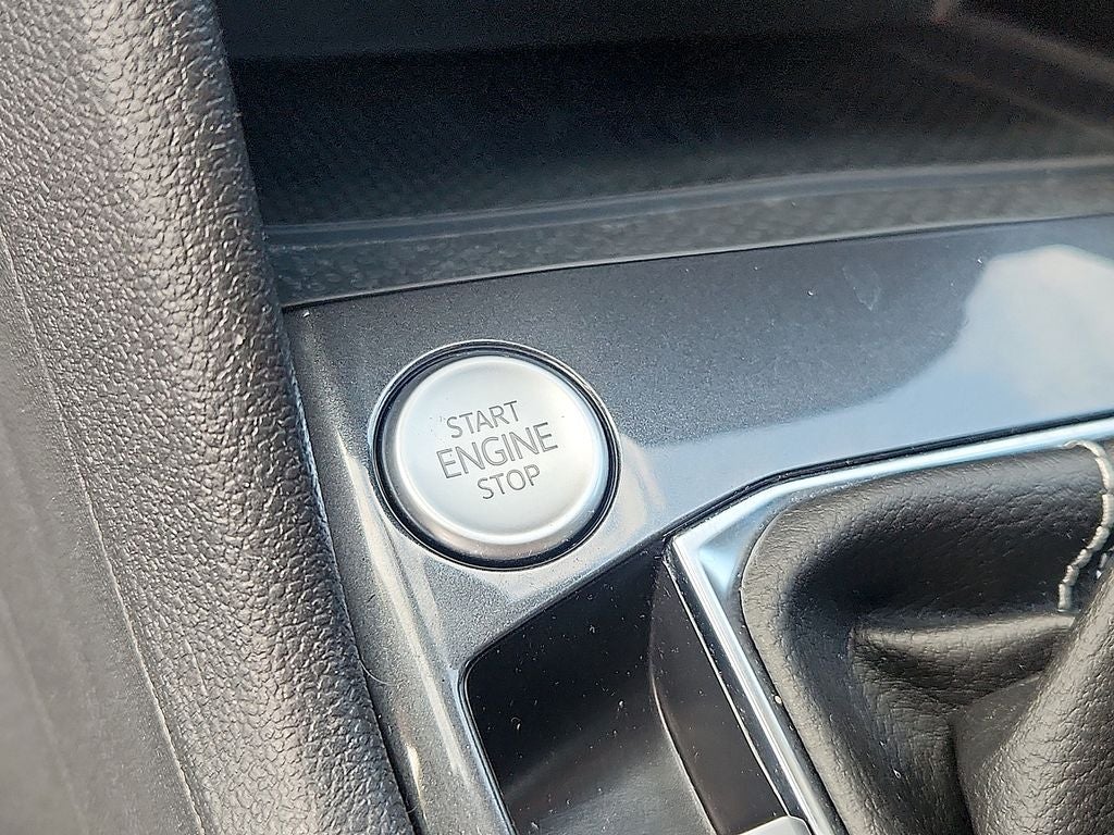 2024 Volkswagen Tiguan 2.0T SEL R-Line