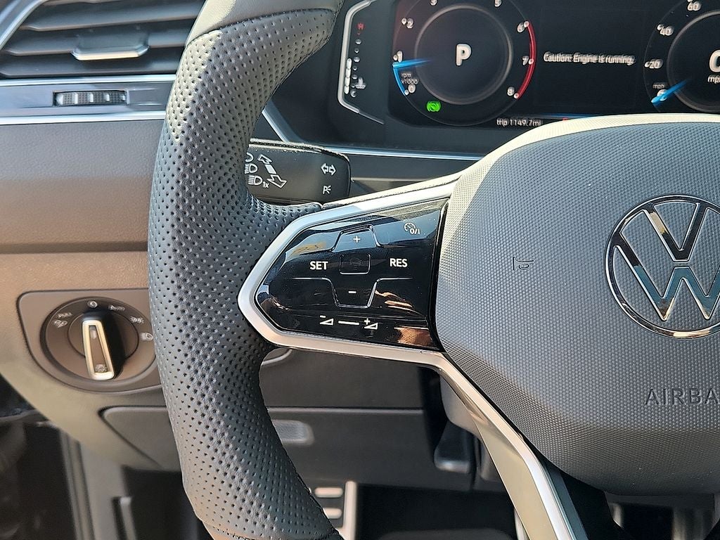 2022 Volkswagen Tiguan 2.0T SEL R-Line