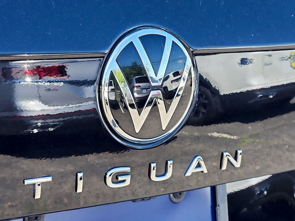 2022 Volkswagen Tiguan 2.0T SEL R-Line