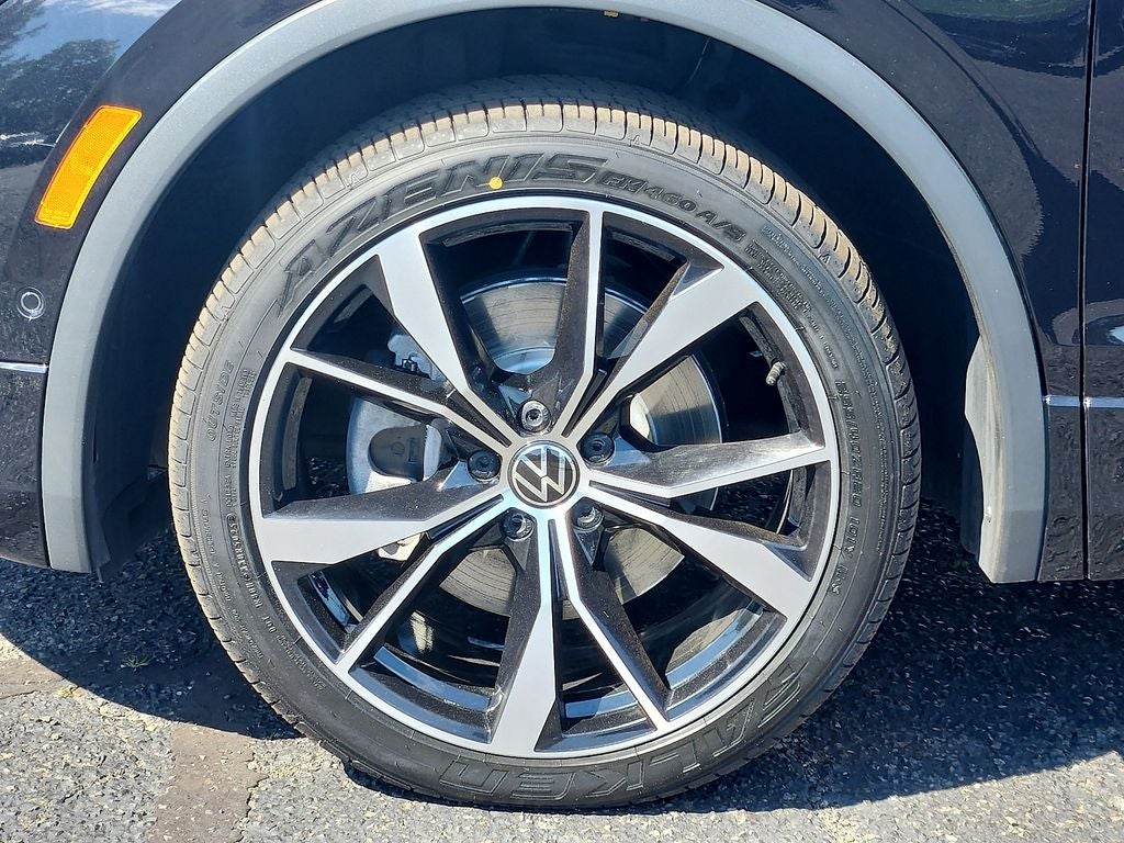 2022 Volkswagen Tiguan 2.0T SEL R-Line