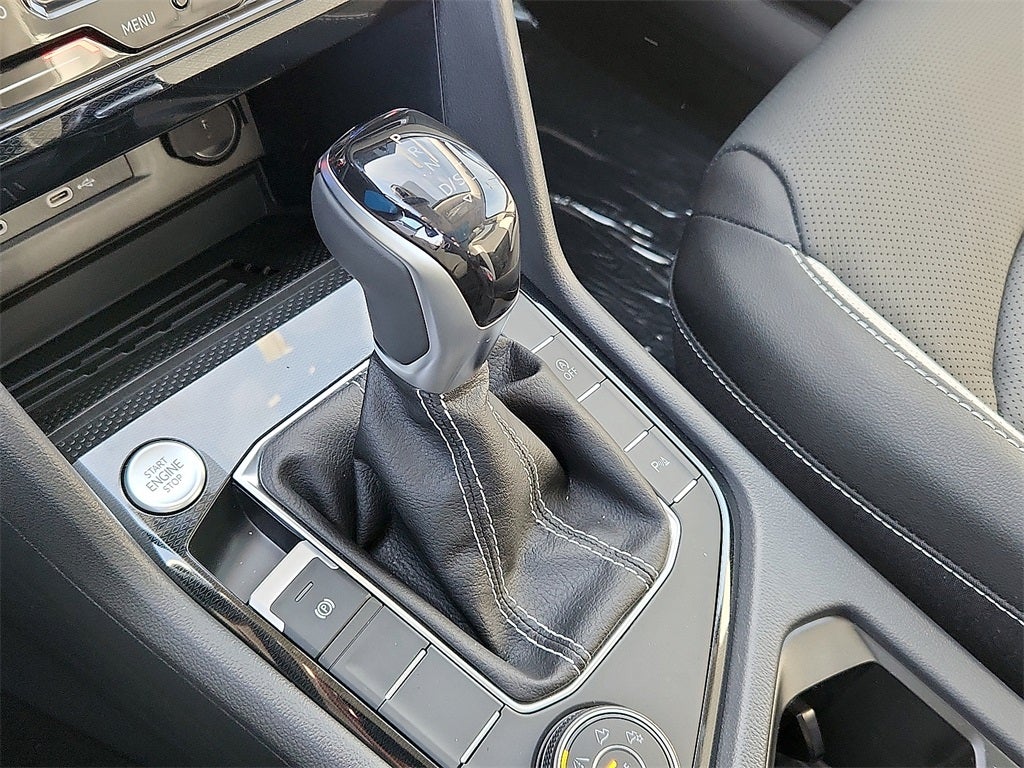 2026 Volkswagen Taos 1.5T SEL