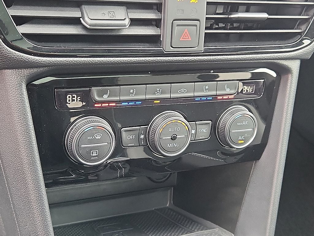 2024 Volkswagen Taos 1.5T SEL