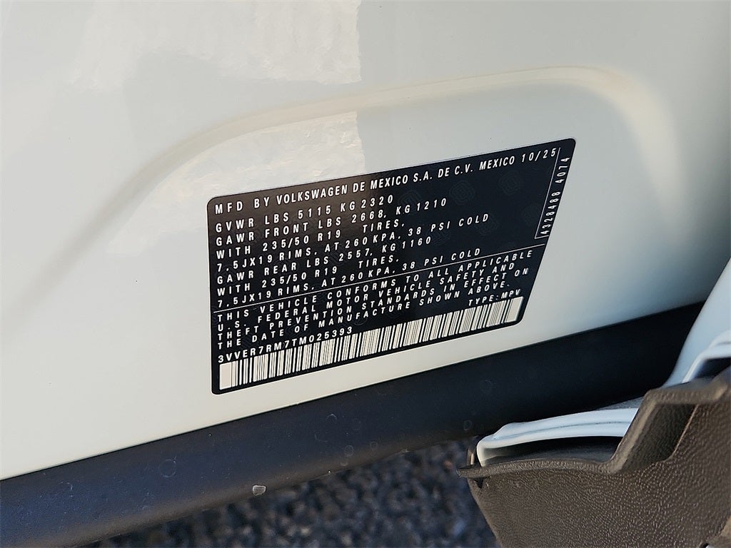 2026 Volkswagen Tiguan 2.0T SE