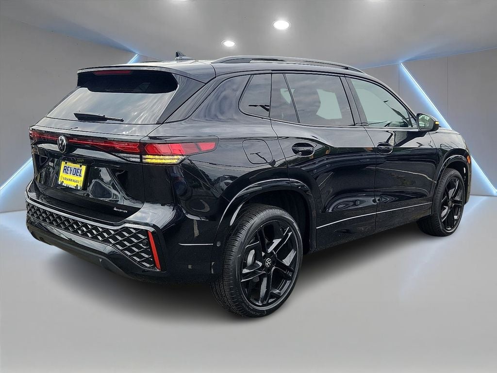 2026 Volkswagen Tiguan SE R-Line Black
