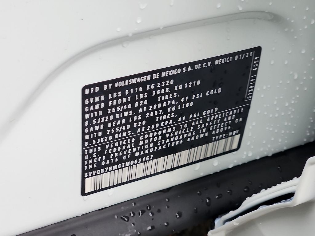 2026 Volkswagen Tiguan 2.0T SE R-Line Black