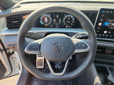 2026 Volkswagen Tiguan 2.0T SE R-Line Black