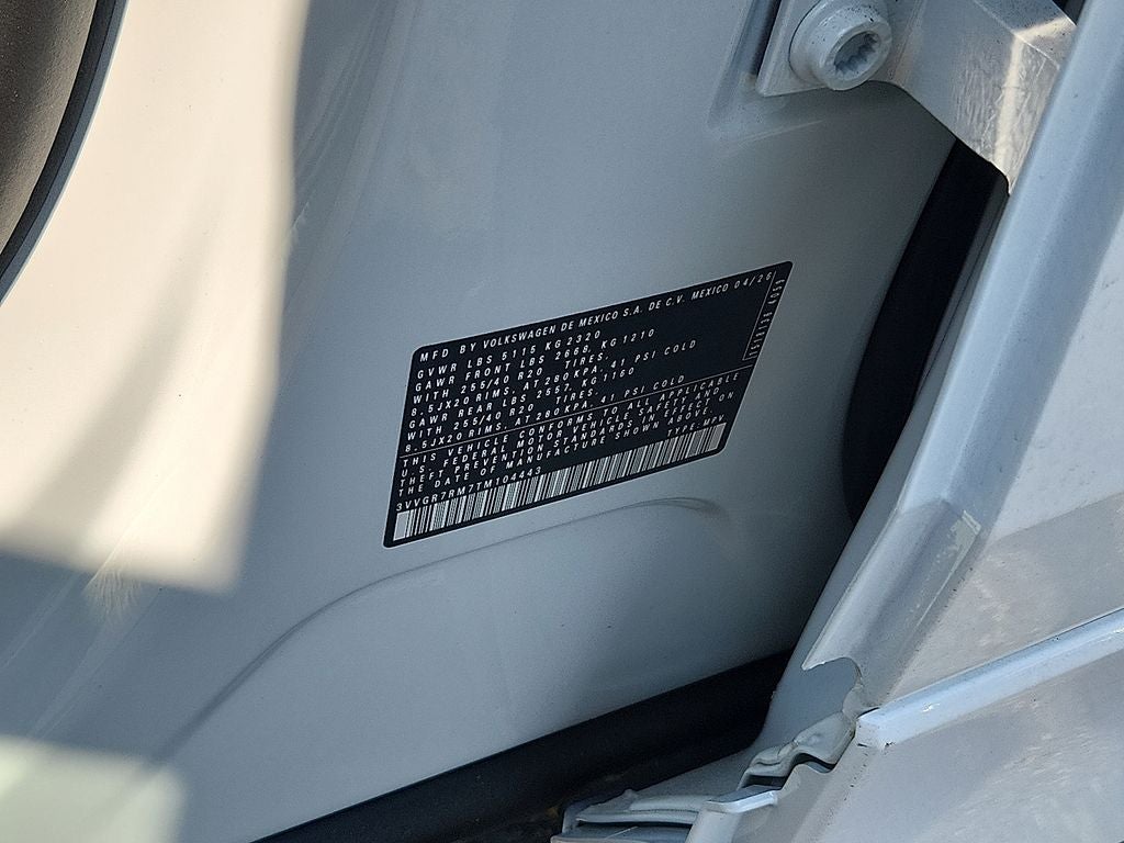 2026 Volkswagen Tiguan 2.0T SE R-Line Black