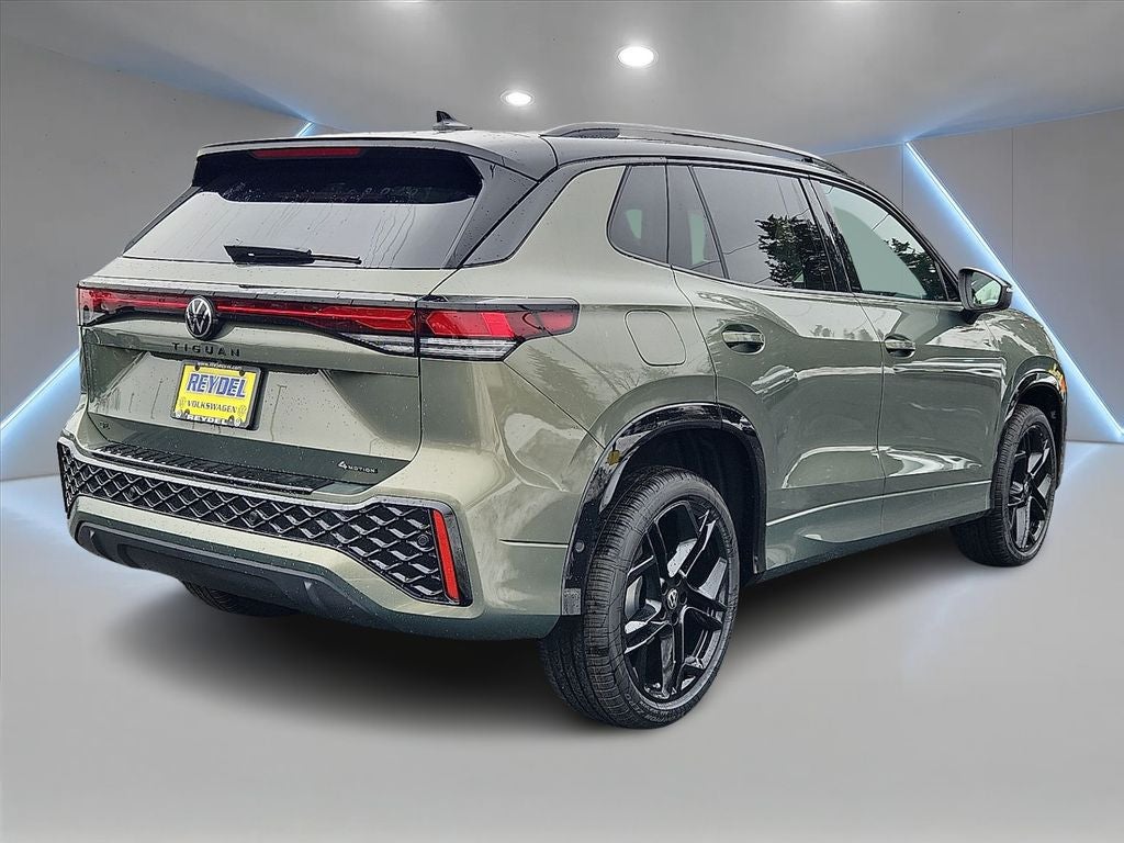 2026 Volkswagen Tiguan 2.0T SE R-Line Black