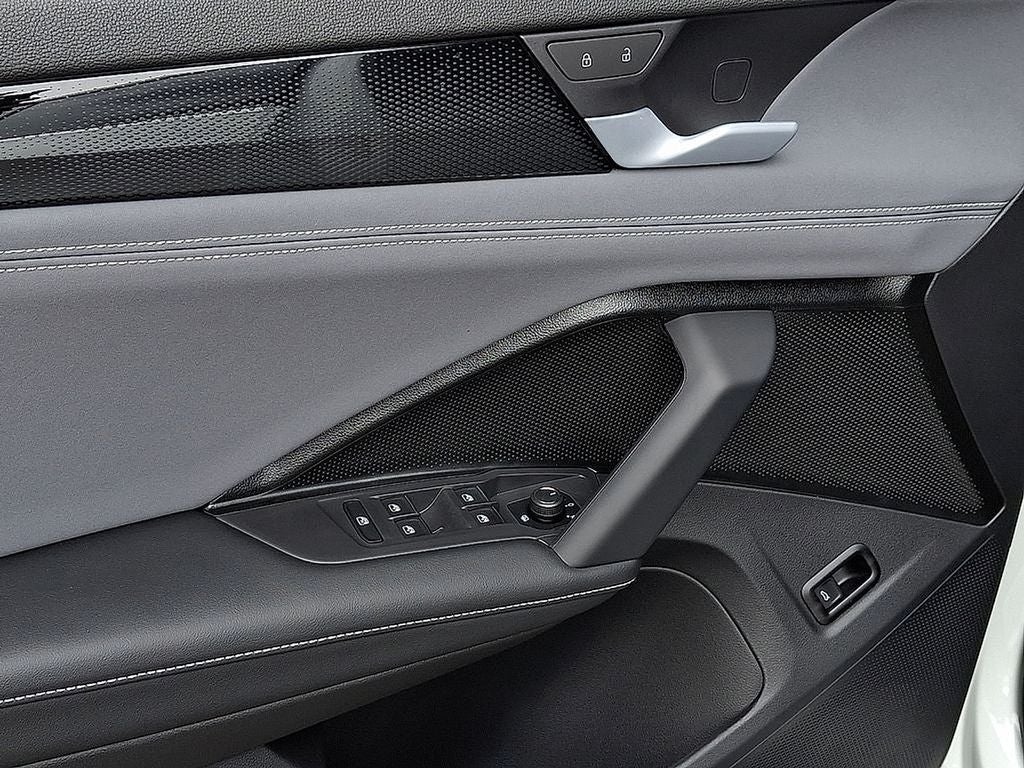 2026 Volkswagen Tiguan SE R-LINE BLACK - Photo 7