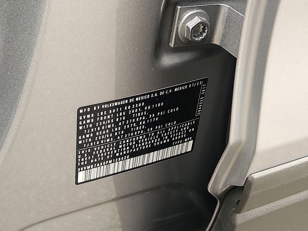 2023 Volkswagen Tiguan 2.0T SE