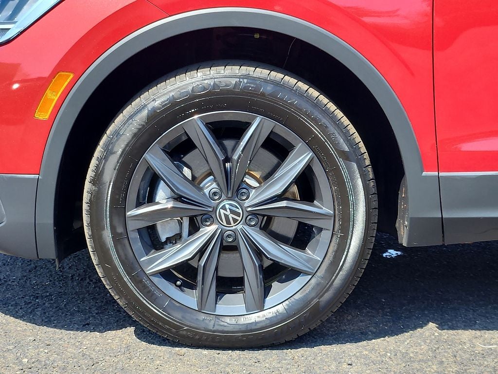 2024 Volkswagen Tiguan 2.0T SE