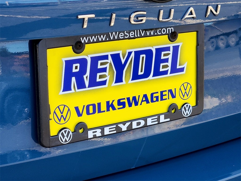 2025 Volkswagen Tiguan 2.0T SE