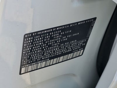 2026 Volkswagen Tiguan 2.0T SE