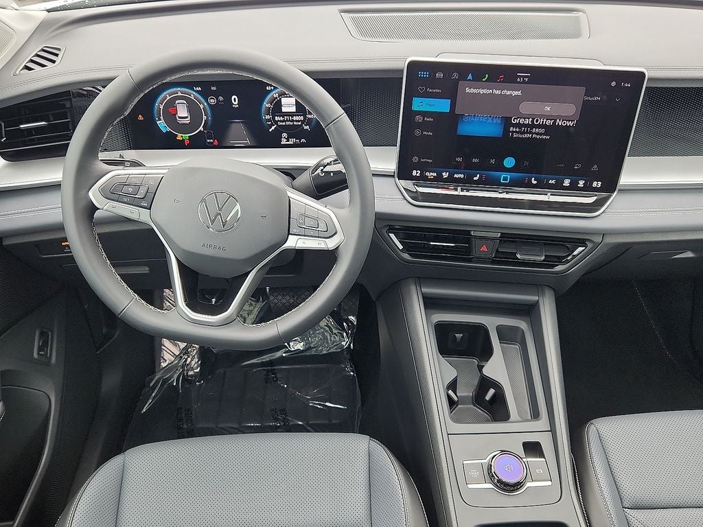 2025 Volkswagen Tiguan 2.0T SE