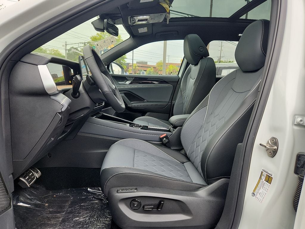 2026 Volkswagen Tiguan 2.0T SEL R-Line Turbo