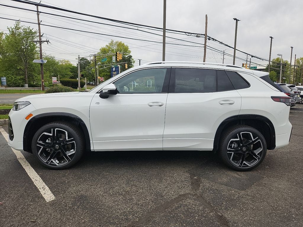 2026 Volkswagen Tiguan 2.0T SEL R-Line Turbo
