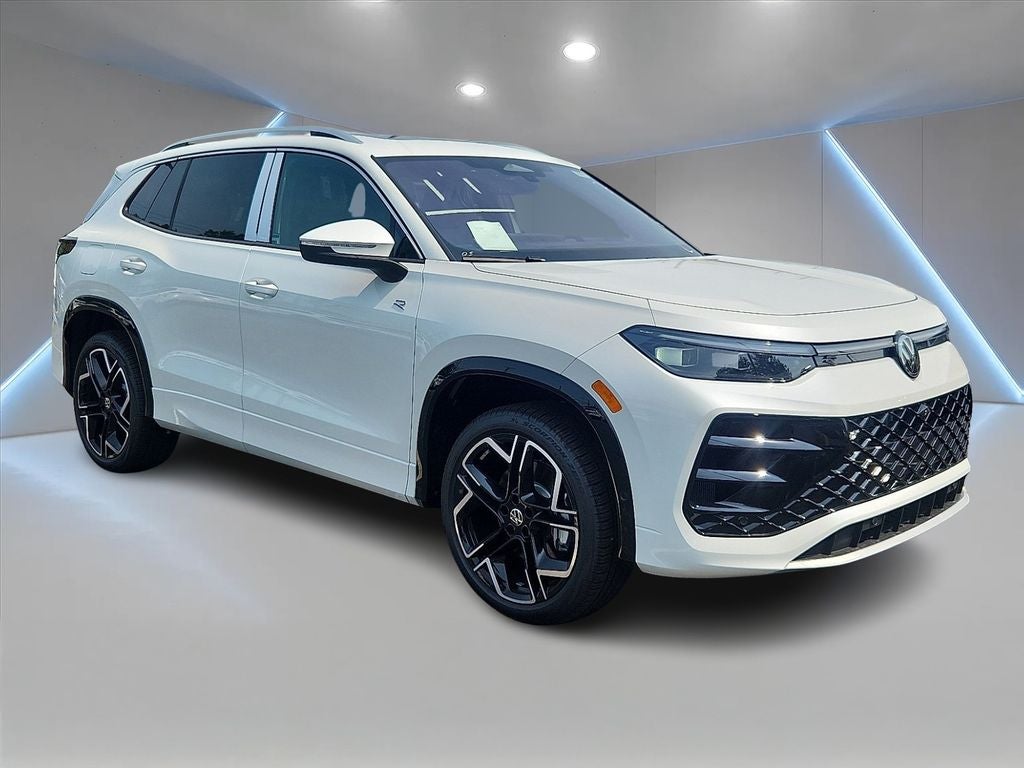 2026 Volkswagen Tiguan 2.0T SEL R-Line Turbo