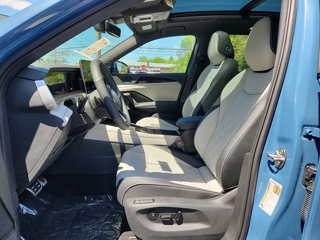 2026 Volkswagen Tiguan 2.0T SEL R-Line Turbo