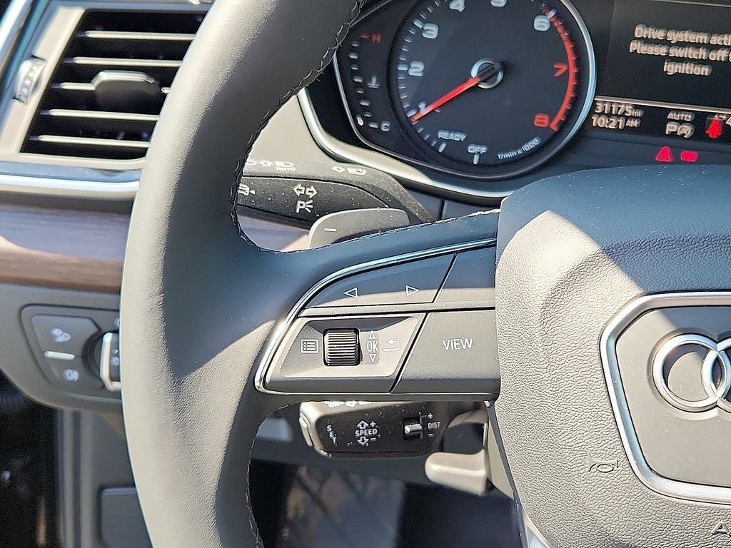 2023 Audi Q5 45 S line Premium quattro