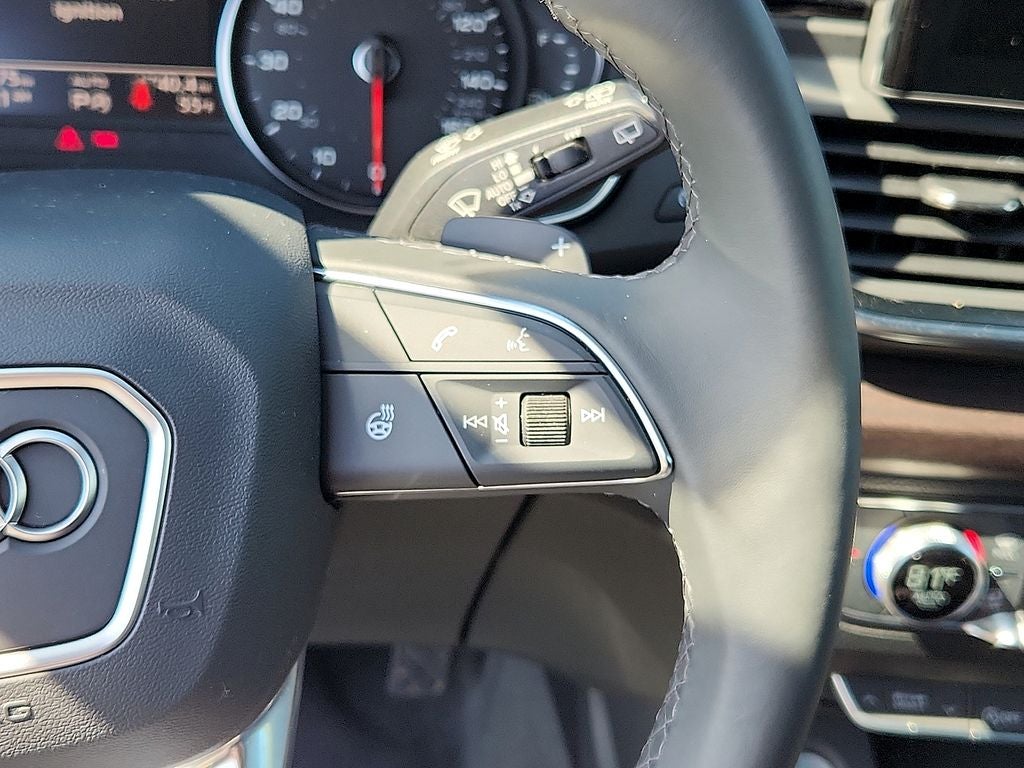 2023 Audi Q5 45 S line Premium quattro