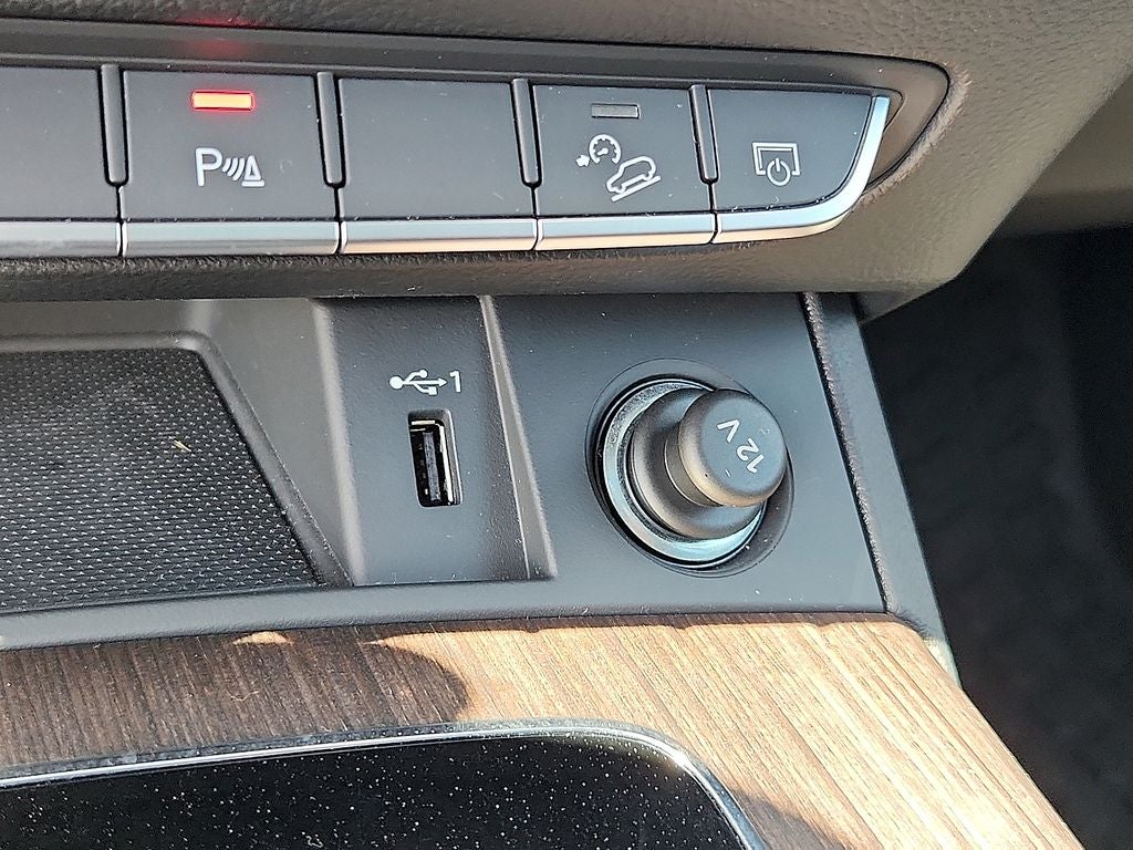 2023 Audi Q5 45 S line Premium quattro