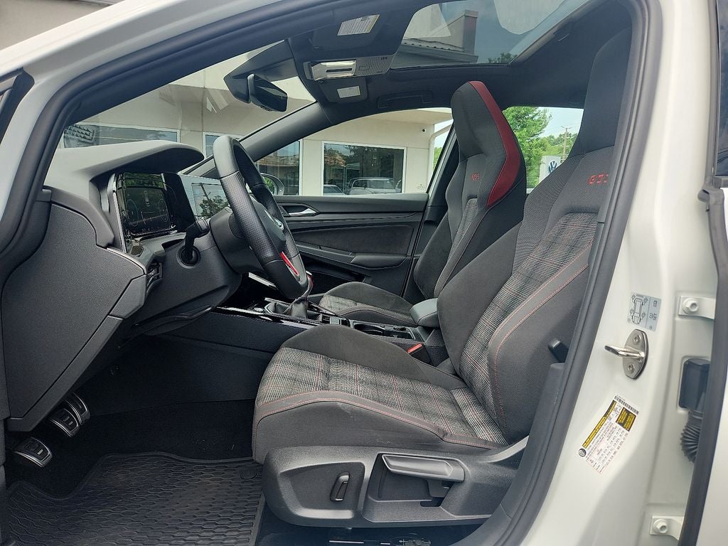 2023 Volkswagen Golf GTI Autobahn