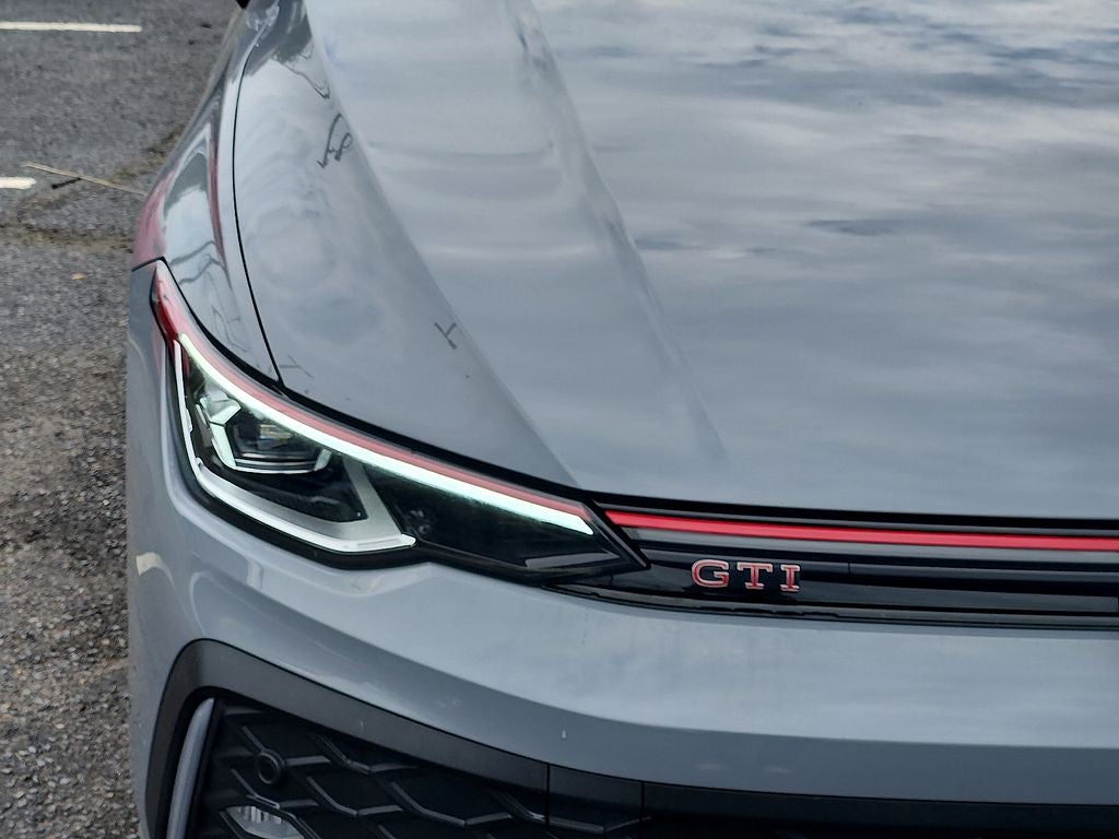 2025 Volkswagen Golf GTI 2.0T SE