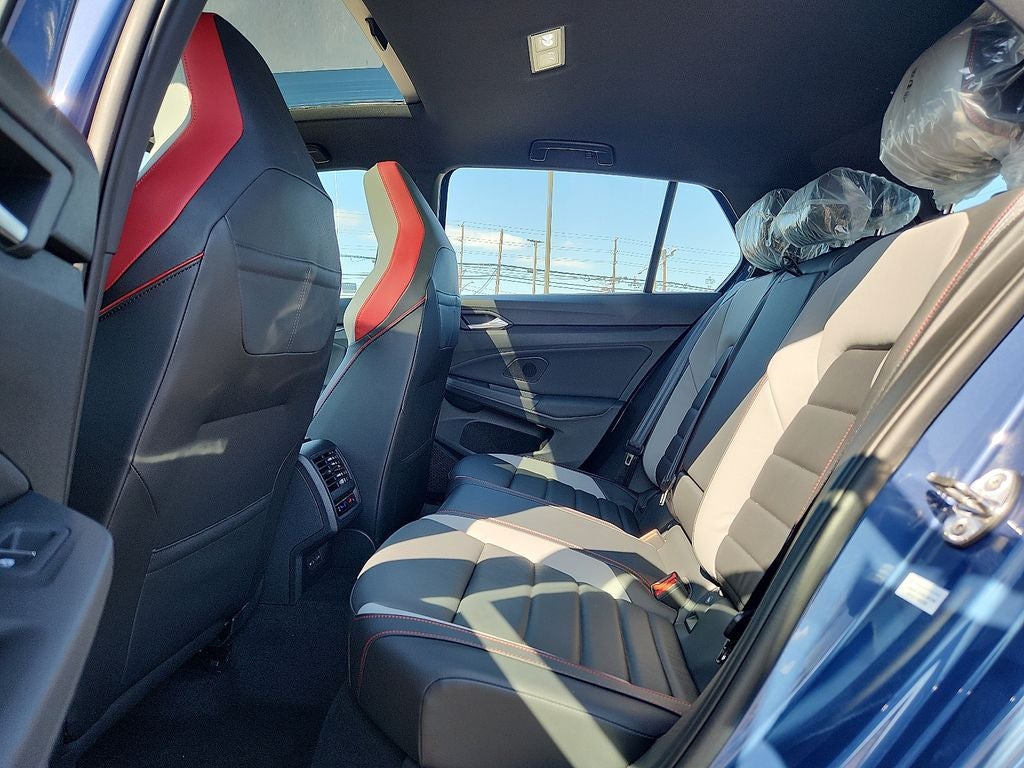 2026 Volkswagen Golf GTI Autobahn