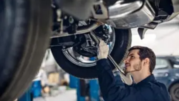 Volkswagen service center at Reydel Volkswagen of Edison